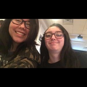 Meet your Posher, Isabel